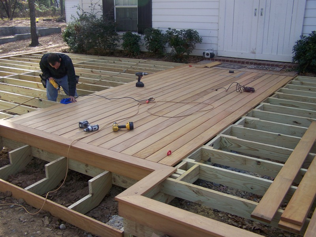 Illustration for article titled Custom Deck Building